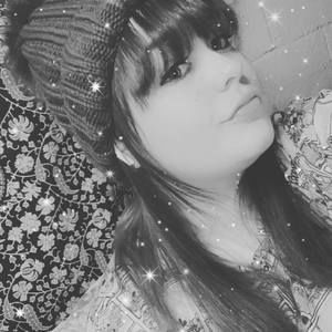 Meet your Posher, Cassie